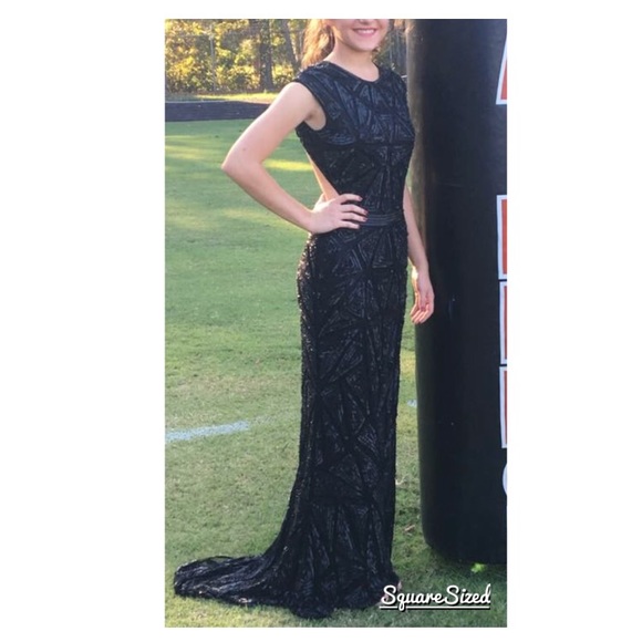 Prom Dress - Picture 2 of 7